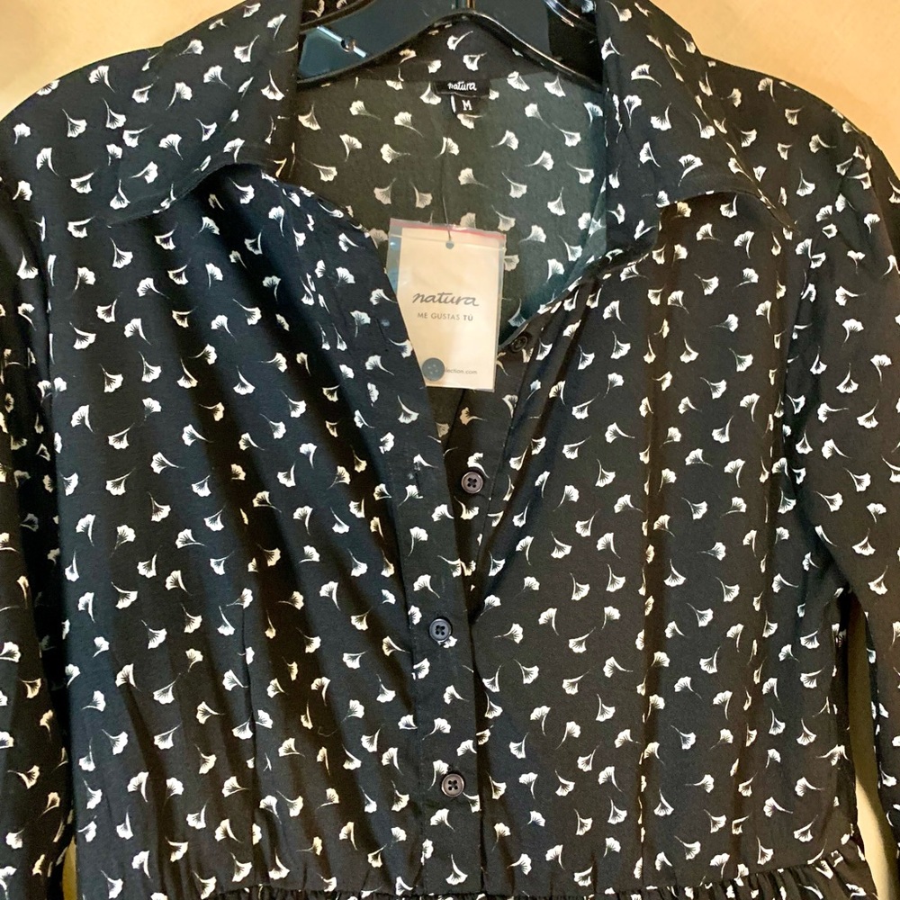 Black dress with floral print. - Picture 3 of 7
